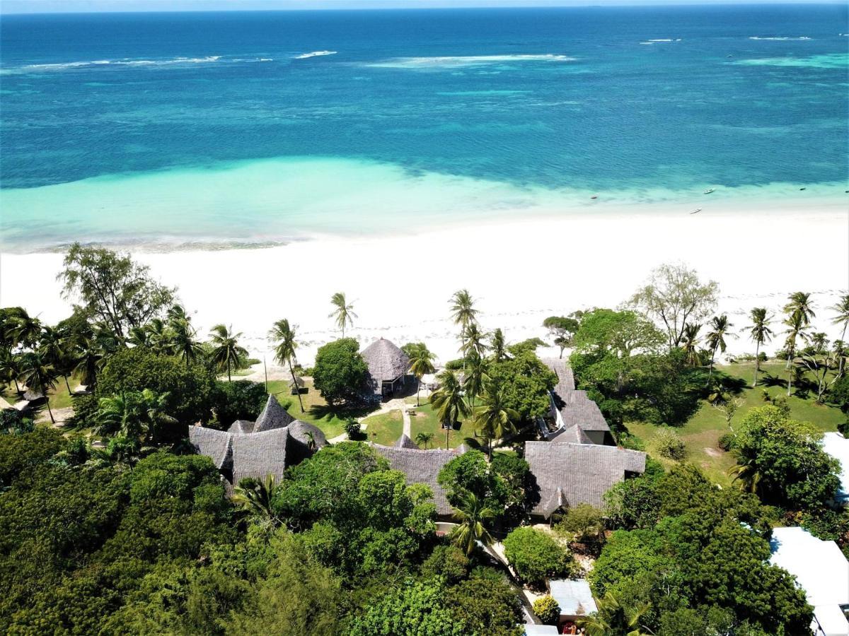 Eleven Pearl Boutique Hotel & Spa เดียนีบีช ภายนอก รูปภาพ