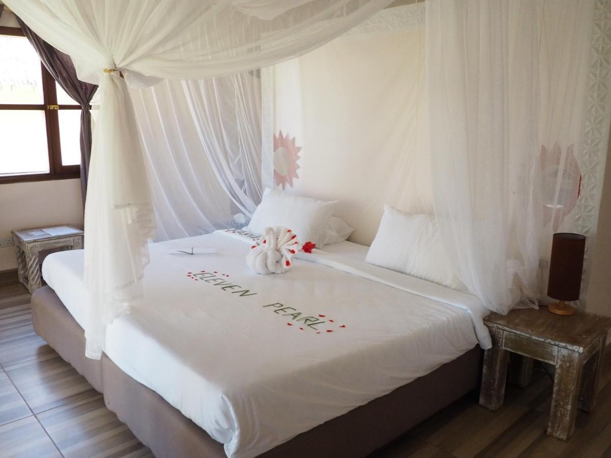 Eleven Pearl Boutique Hotel & Spa เดียนีบีช ภายนอก รูปภาพ