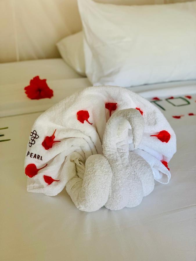 Eleven Pearl Boutique Hotel & Spa เดียนีบีช ภายนอก รูปภาพ