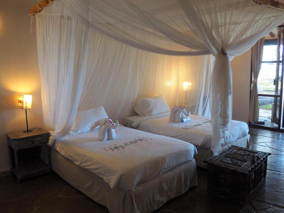 Eleven Pearl Boutique Hotel & Spa เดียนีบีช ภายนอก รูปภาพ